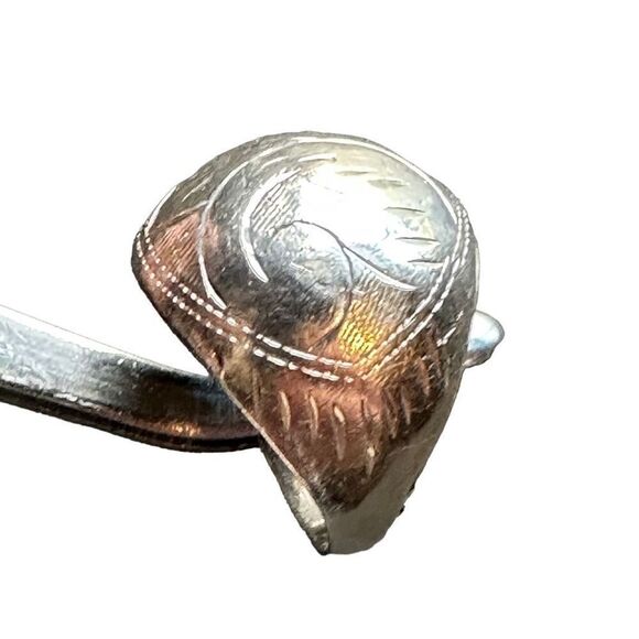 Sterling Silver 925 Dome Ring with Floral Etched Design - Picture 11 of 11